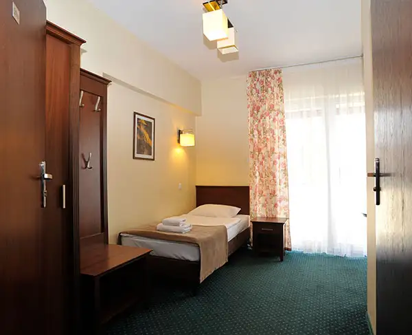Chambre simple à l'Hotel Lotos